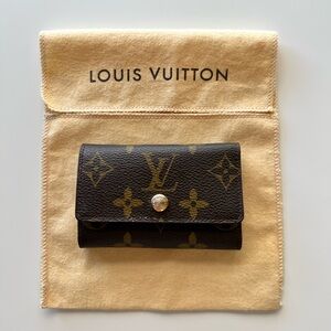 Louis Vuitton keychain bag